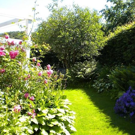 Villa Med Blommande Traedgard, Centralt Båstad Esterno foto